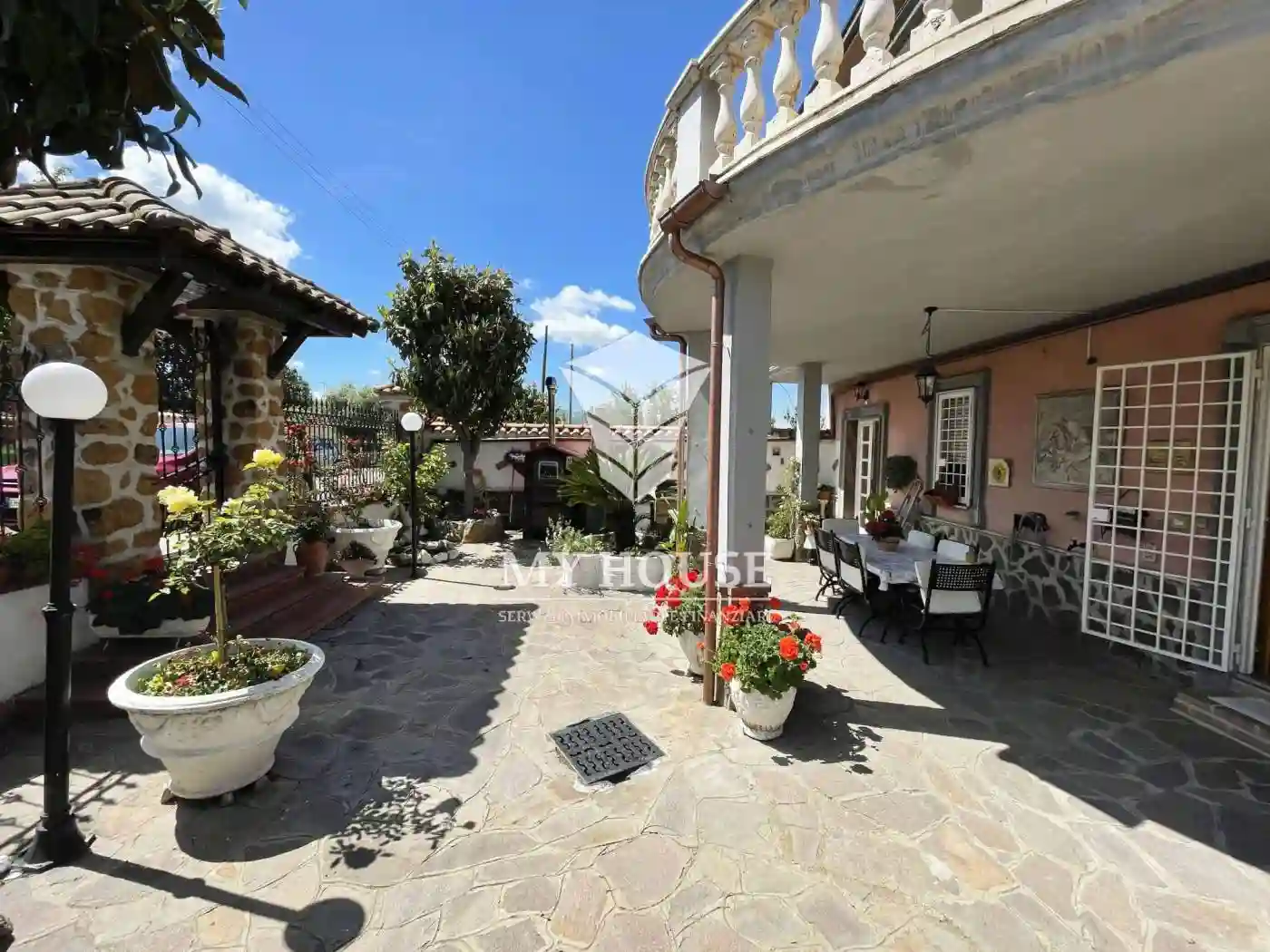 Villa - foto 2