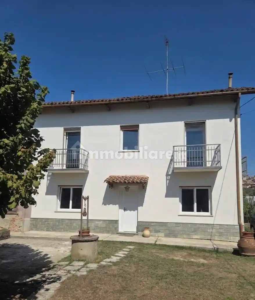 Casa indipendente in affitto a Montegrosso d'Asti