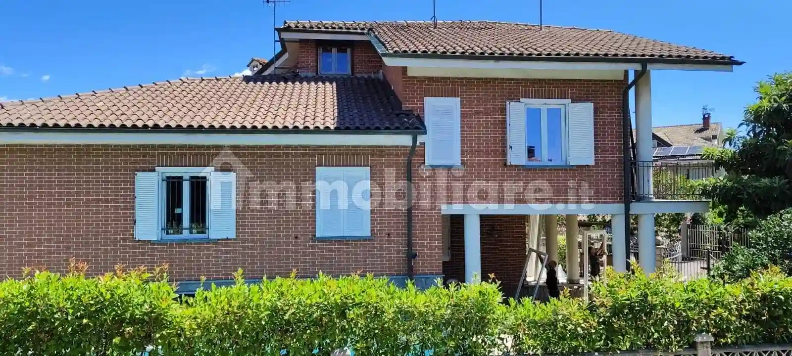 Villa - foto 2