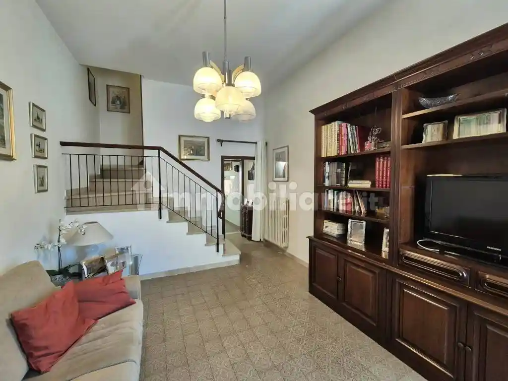 Casa indipendente in vendita a Sesto Fiorentino