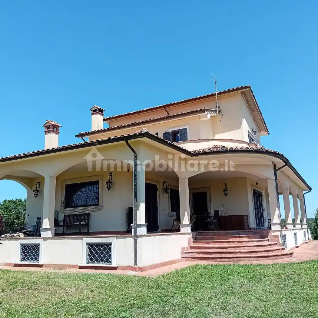 Villa in vendita a Gallese