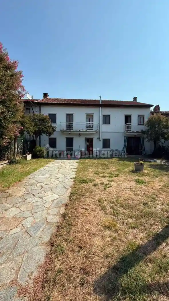 Casa indipendente in vendita a Mombello Monferrato