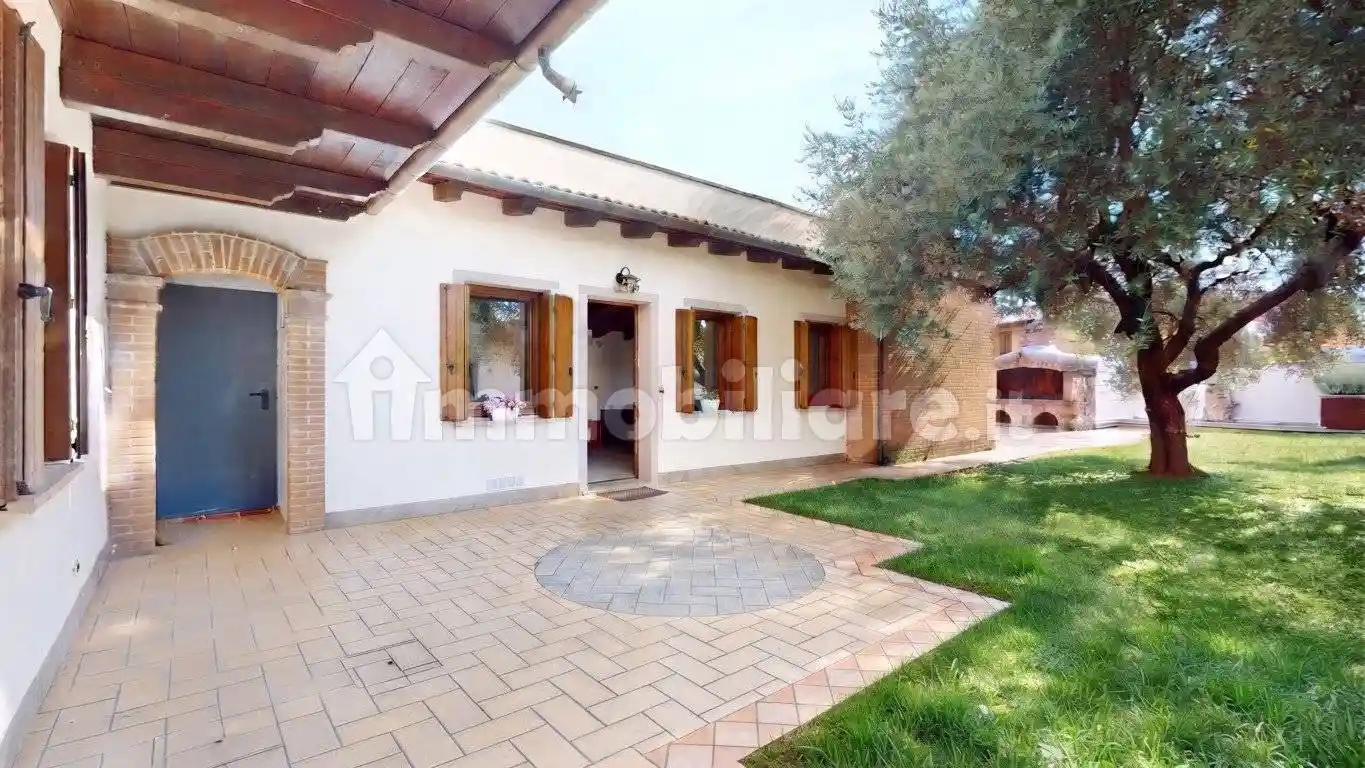Villa in vendita a Udine