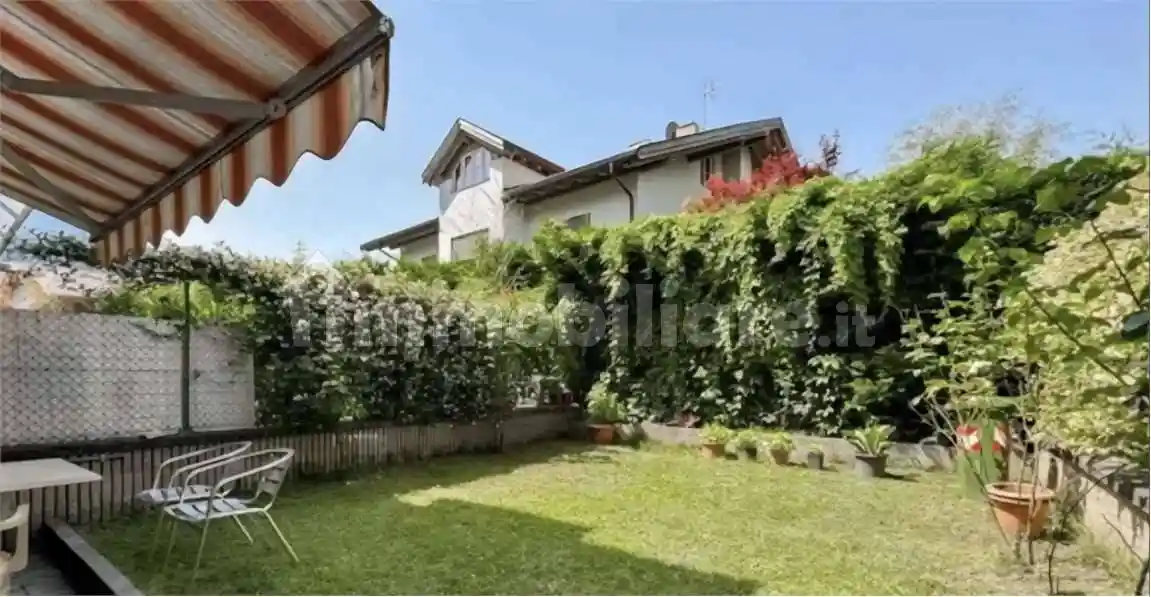 Villetta a schiera in vendita a Ora