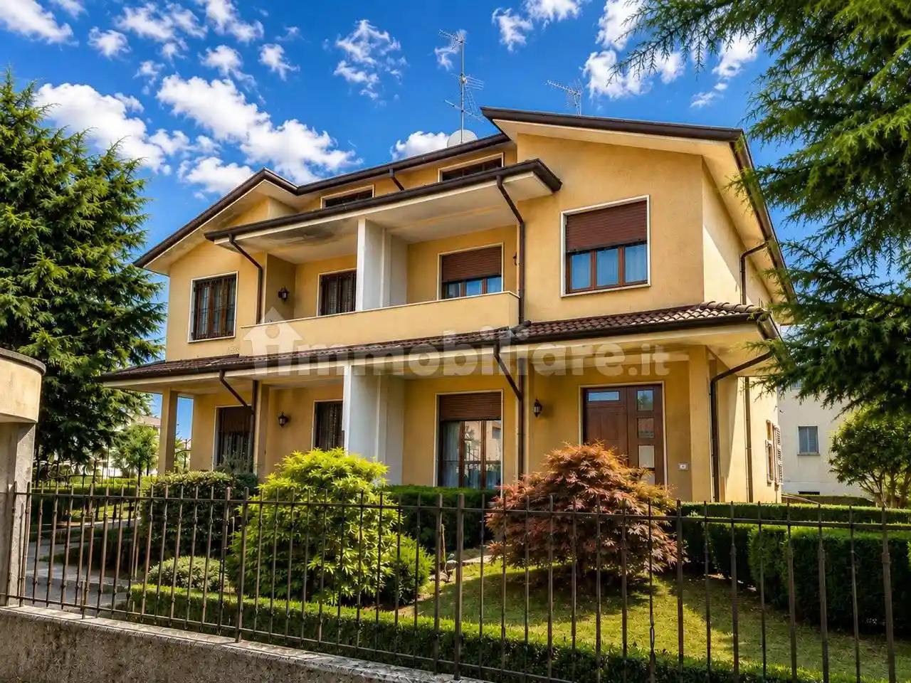 Villetta a schiera in vendita a Villasanta