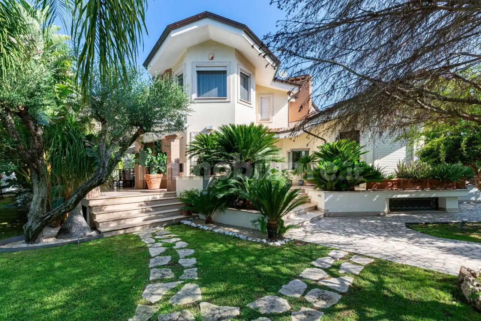 Villa in affitto a Roma
