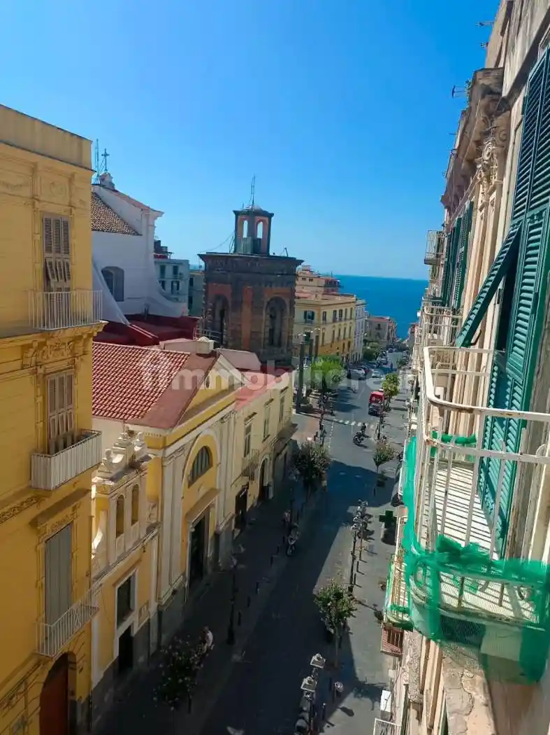 Appartamento in affitto a Torre del Greco