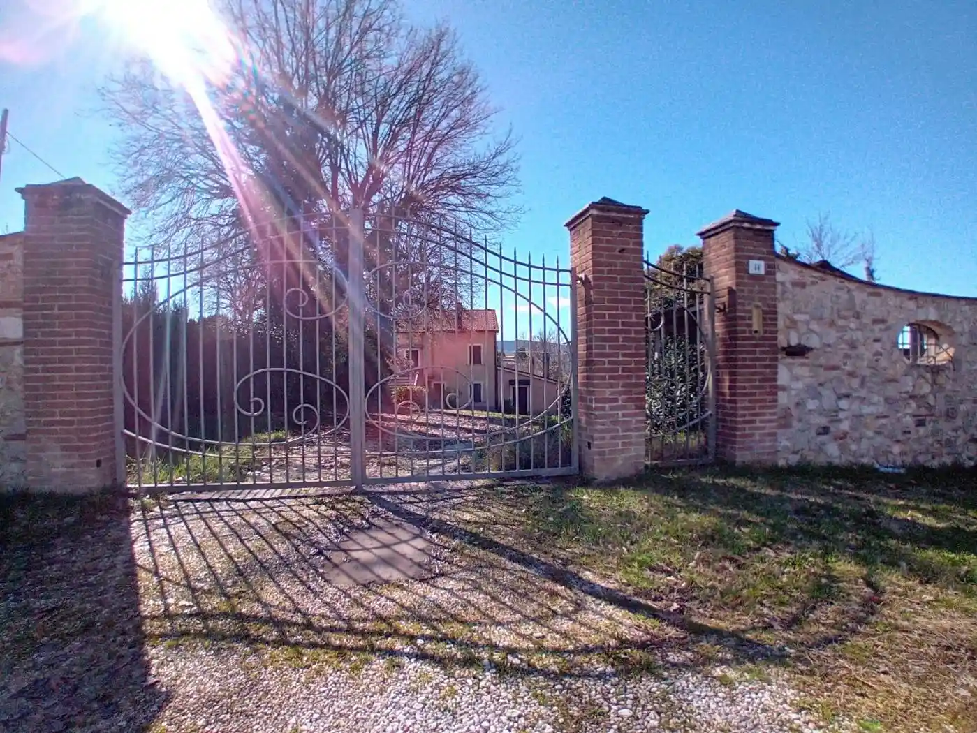 Rustico - Casale in vendita a Terni