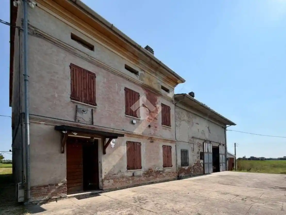 Rustico - Casale in vendita a Luzzara