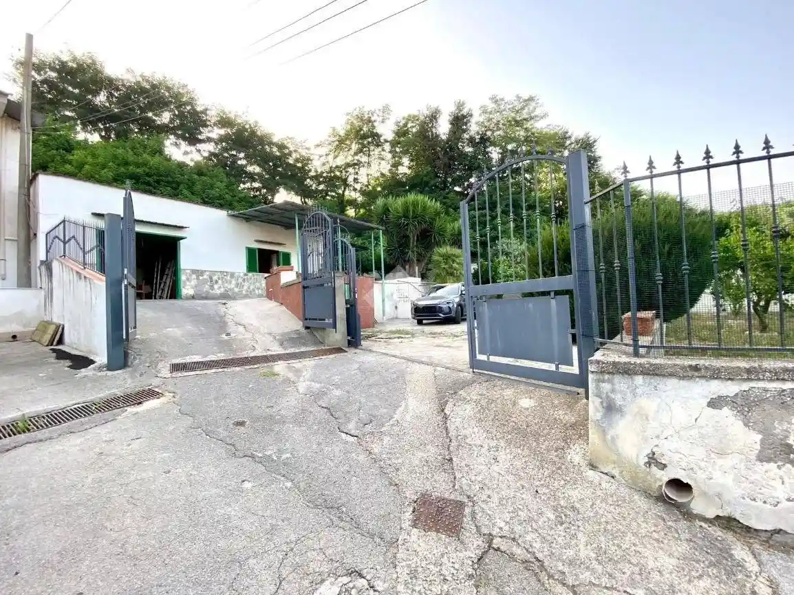 Villa in vendita a Napoli