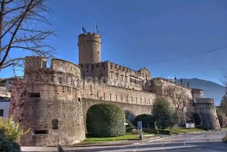Appartamento in vendita a Trento