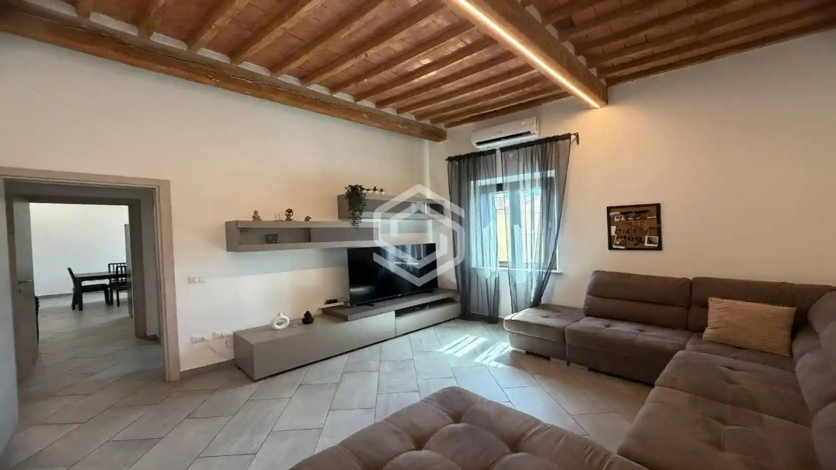 Appartamento in affitto a Cascina