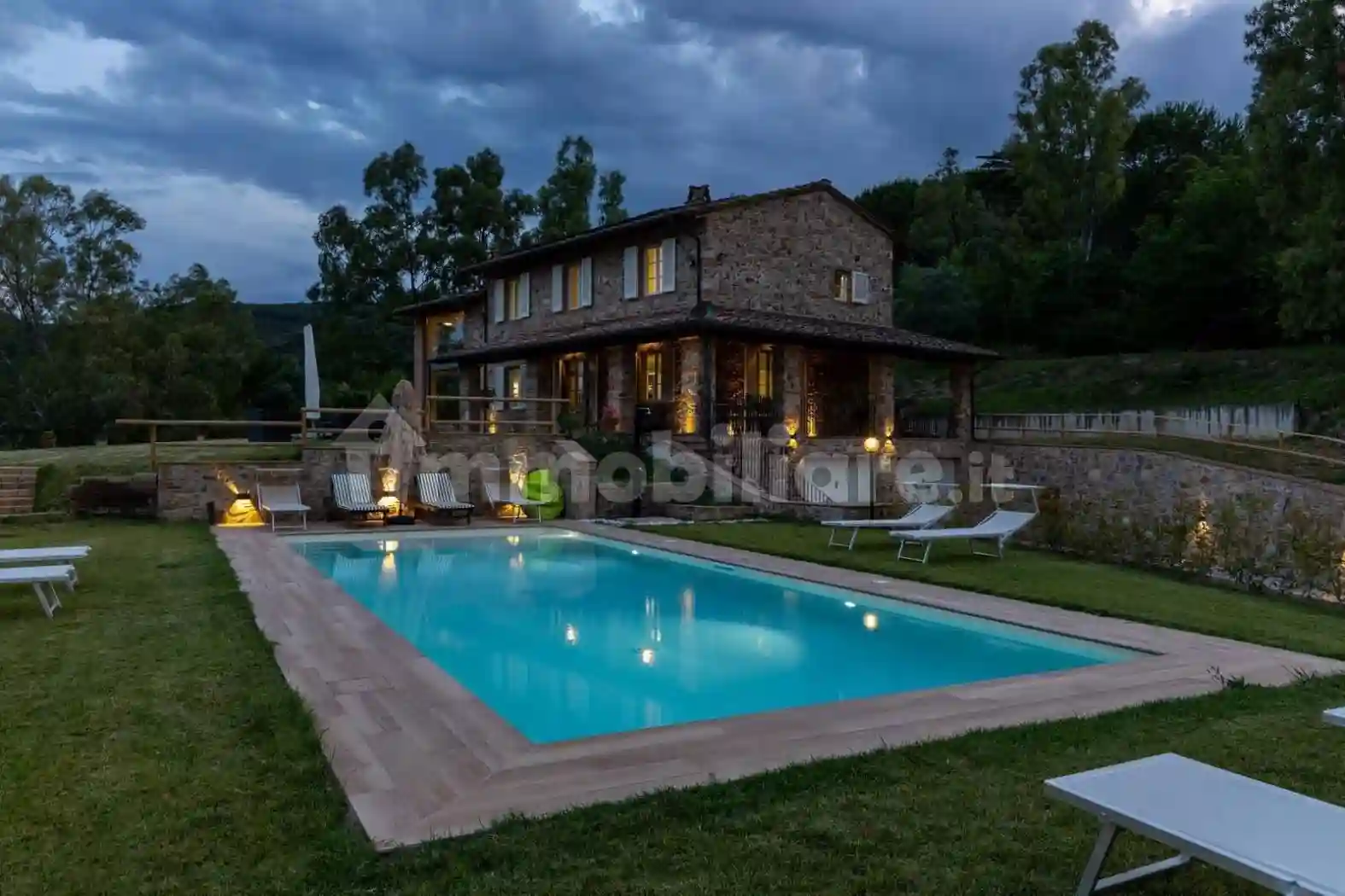 Villa - foto 2