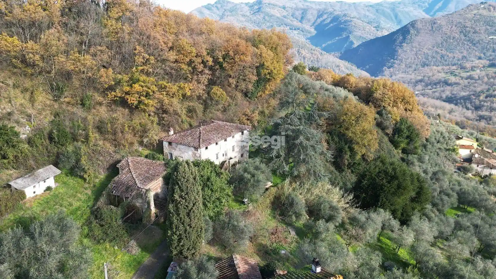 Rustico - Casale in vendita a Lucca