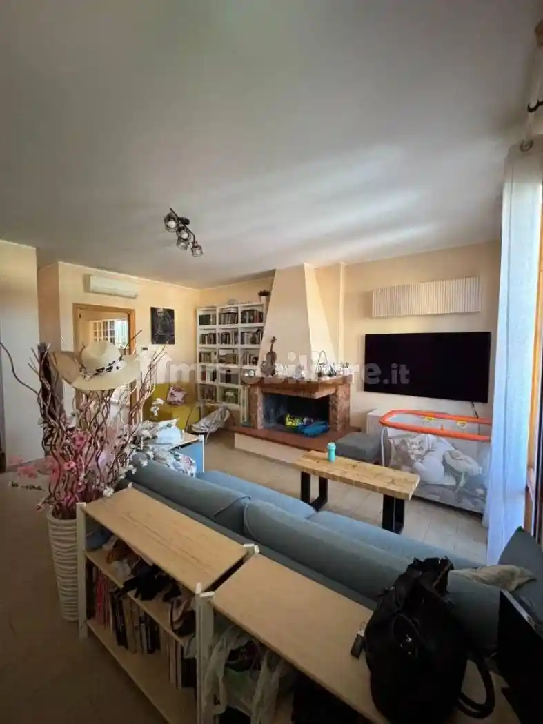 Villa in vendita a Campi Bisenzio