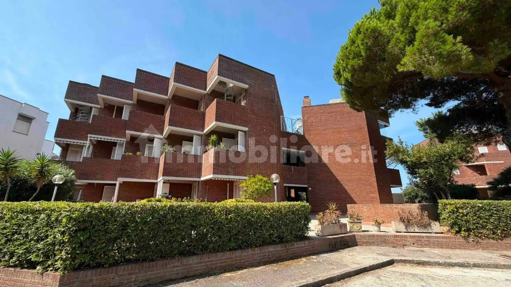 Appartamento in vendita a Livorno