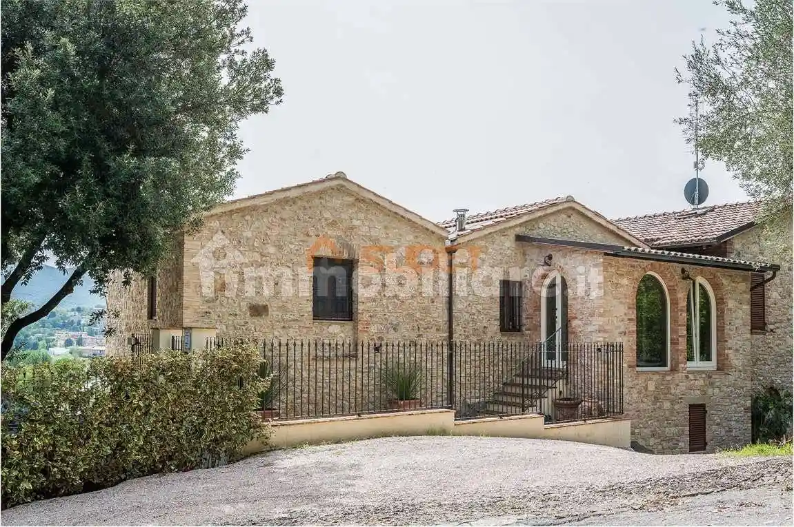 Appartamento in vendita a Corciano