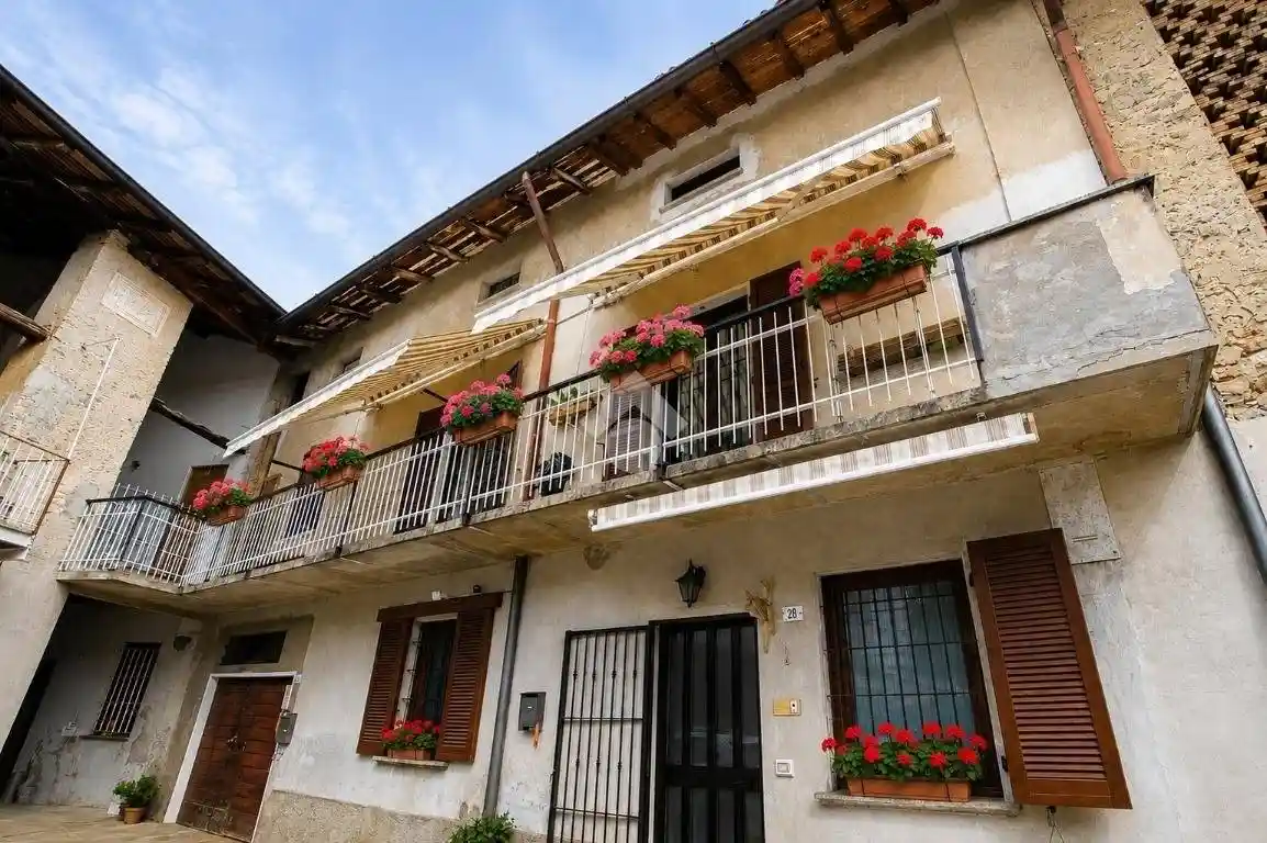 Casa indipendente in vendita a Bulciago