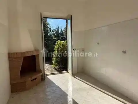 Villa in vendita a Capranica