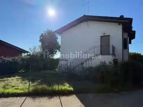 Appartamento in vendita a Capranica