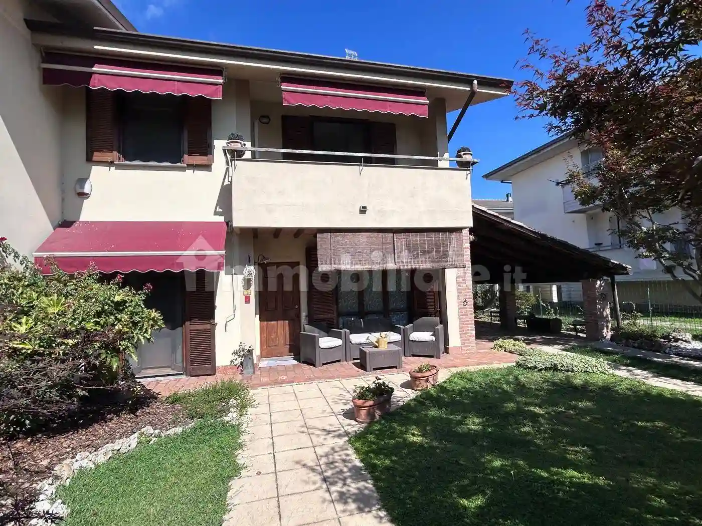 Villa - foto 2