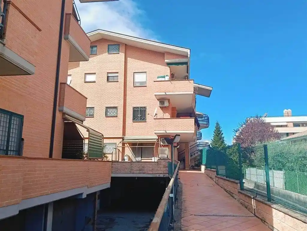 Appartamento in vendita a Marino