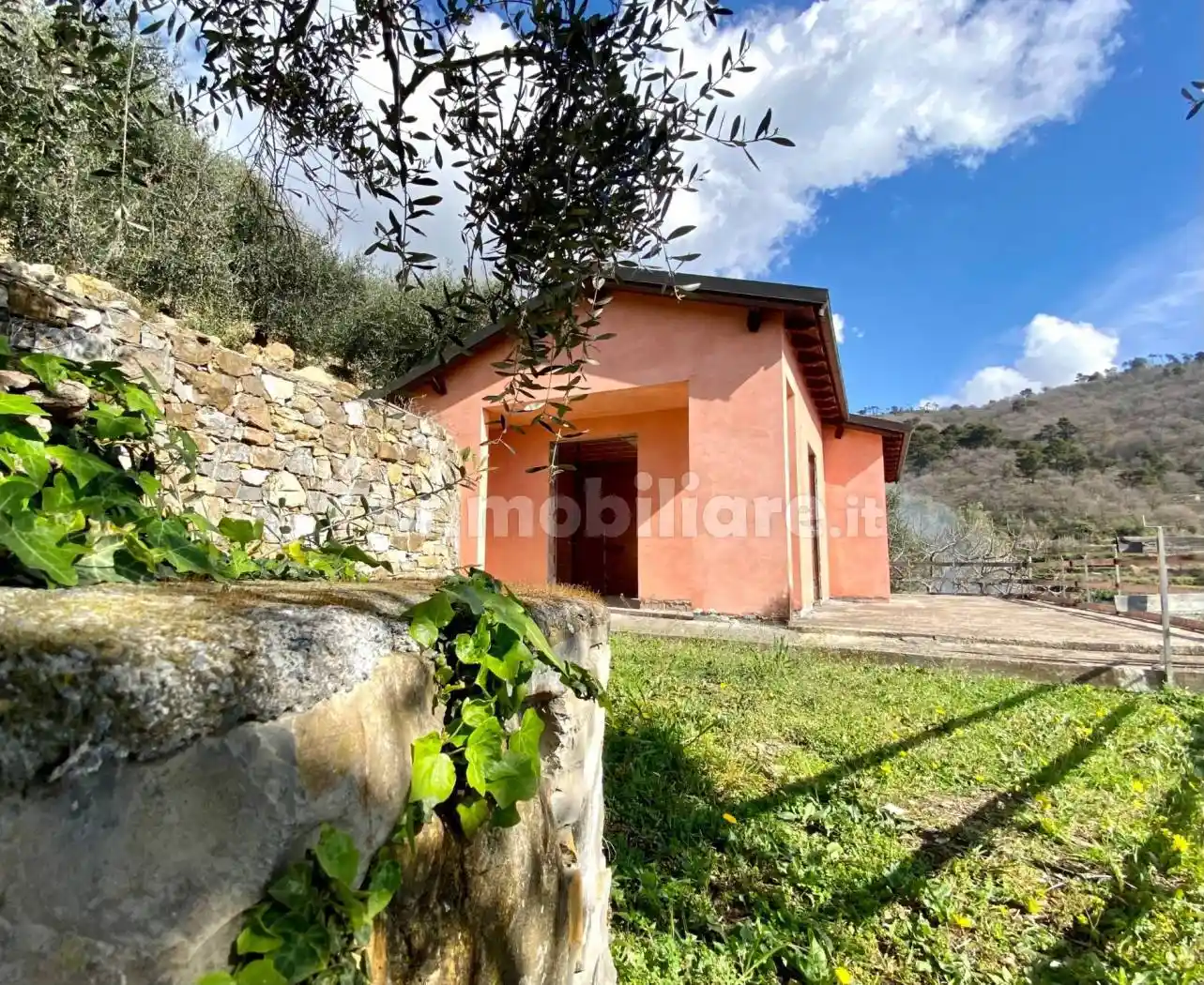 Villa in vendita a Villa Faraldi