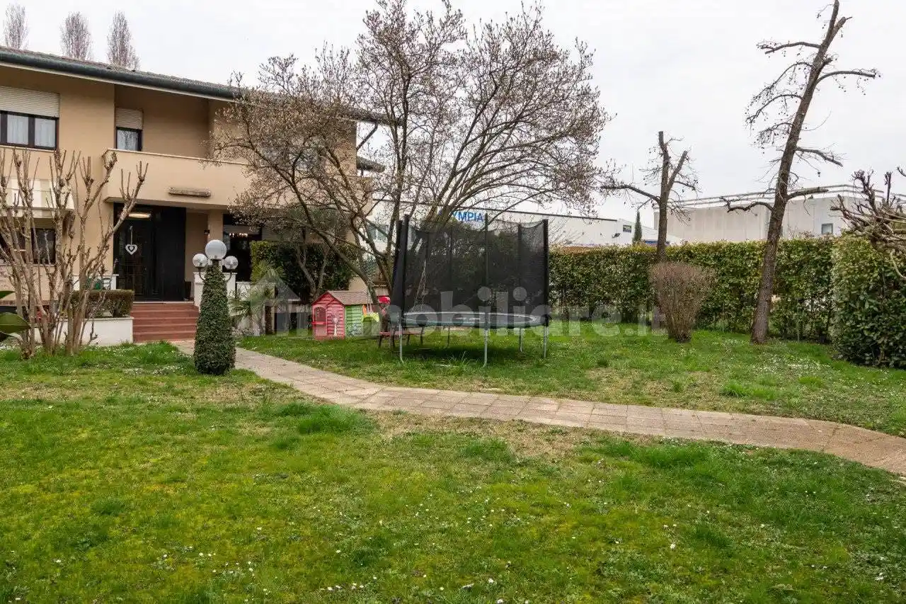 Villa in vendita a Montegrotto Terme