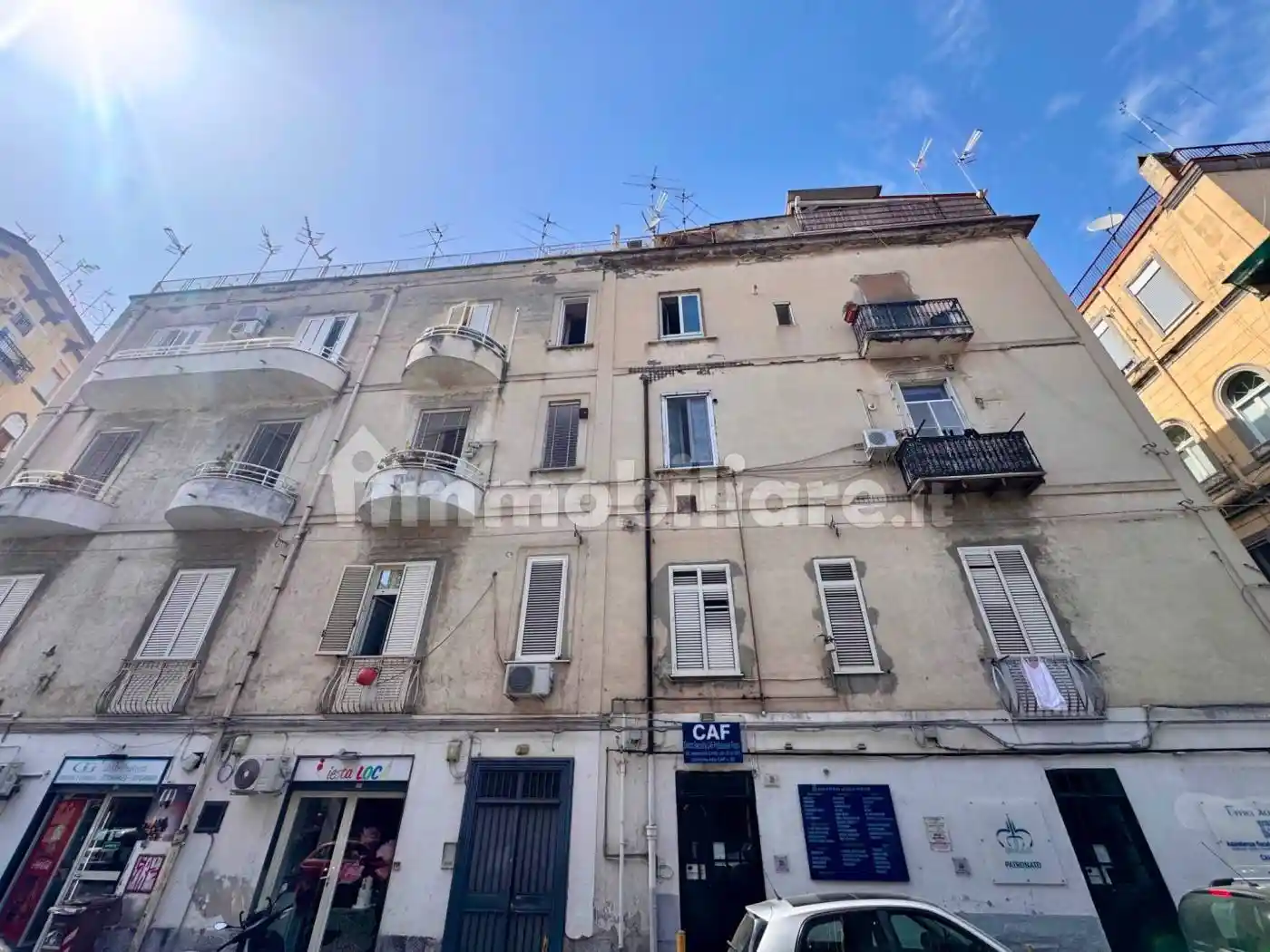 Appartamento in vendita a Napoli