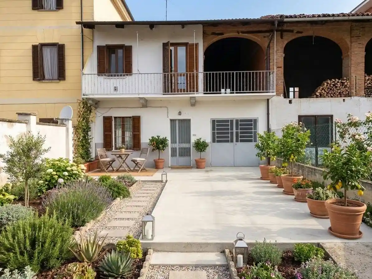 Casa indipendente in vendita a Piscina