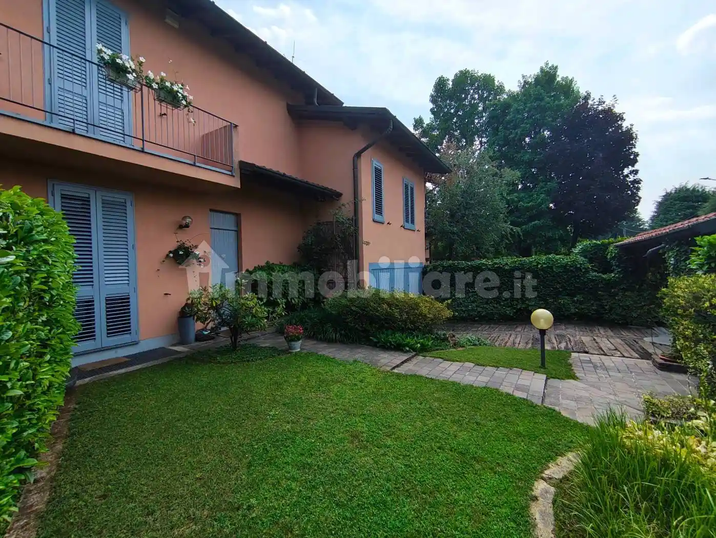 Villetta a schiera in vendita a Biassono
