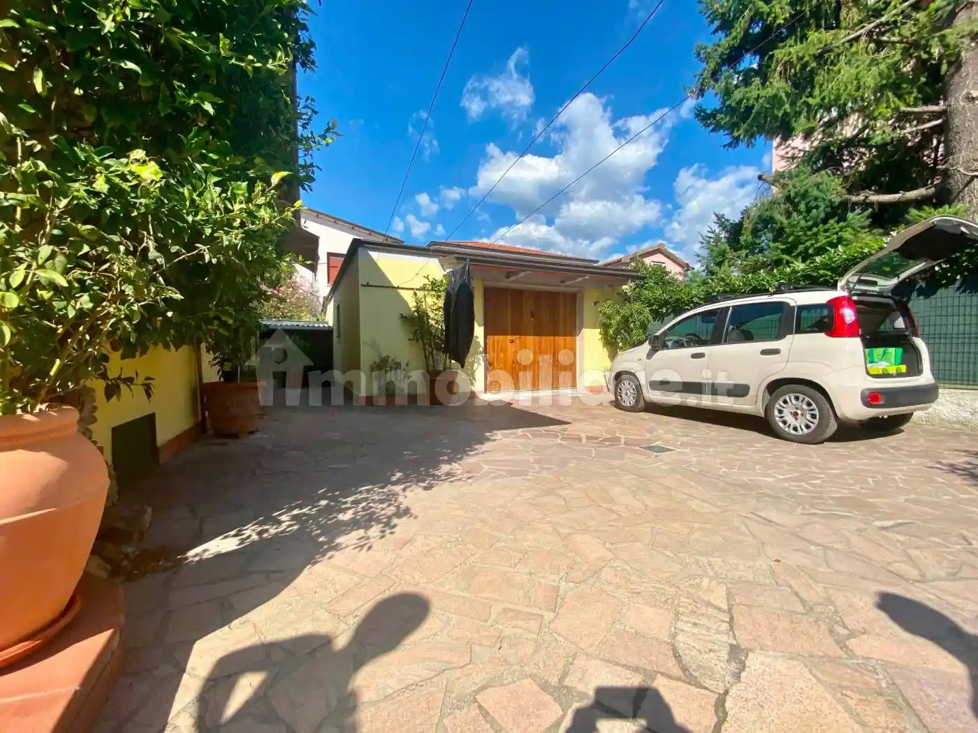 Villa in vendita a Luni