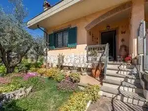 Villetta a schiera in vendita a Guidonia Montecelio