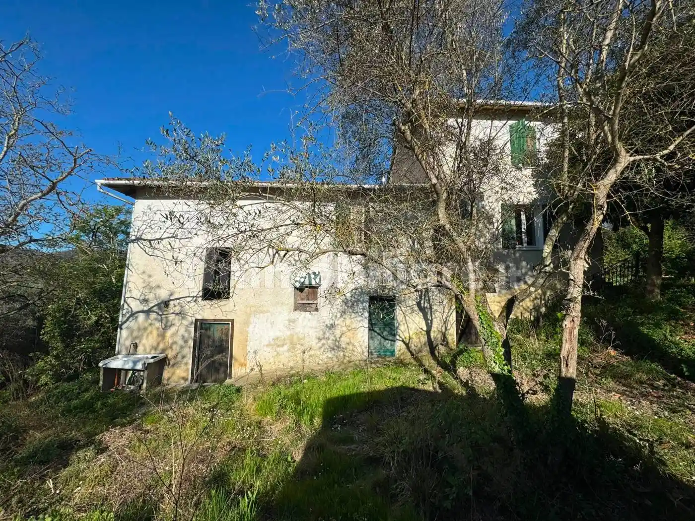Rustico - Casale in vendita a Santo Stefano di Magra