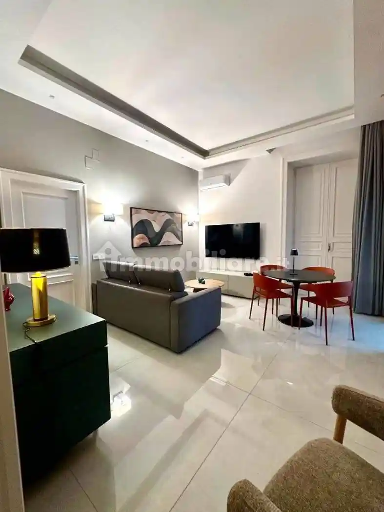 Appartamento in affitto a Napoli