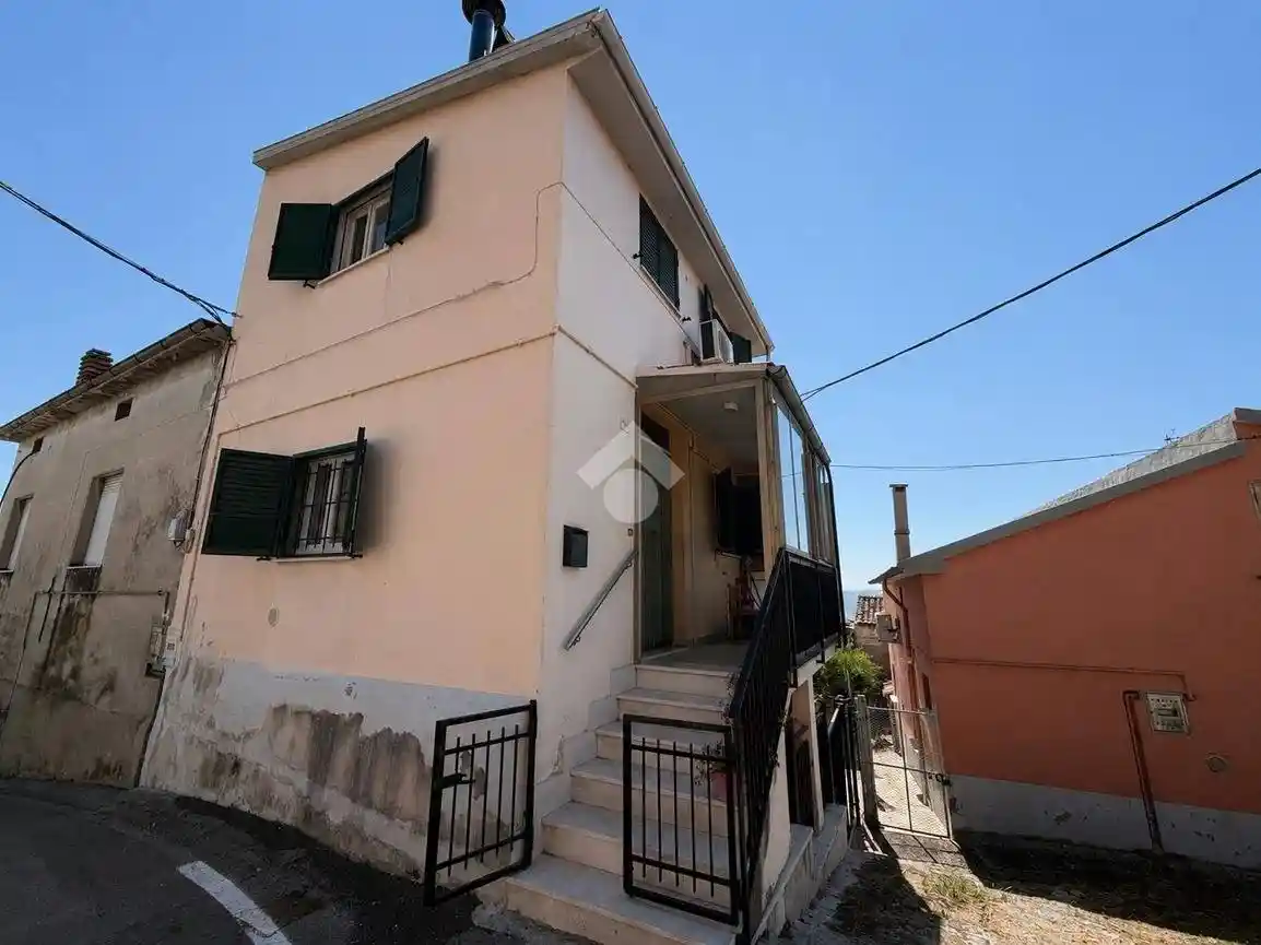 Villa in vendita a Mozzagrogna