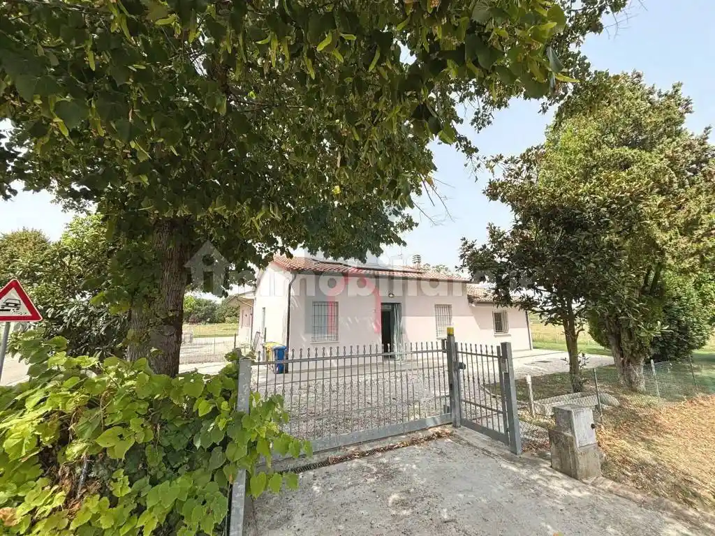 Villa in vendita a Forlì