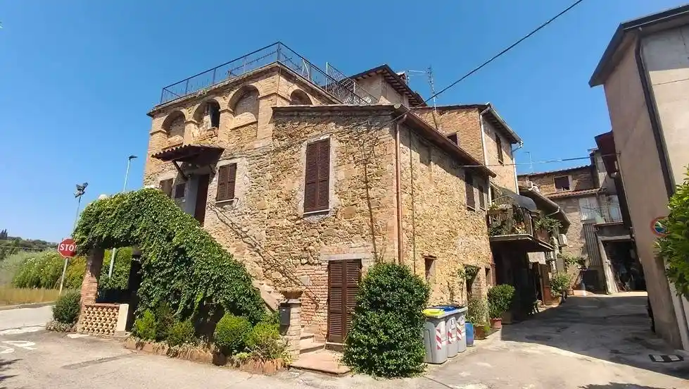 Casa indipendente in vendita a Magione