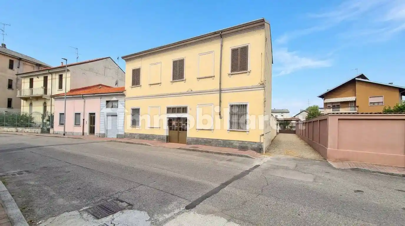 Villa in vendita a Vercelli