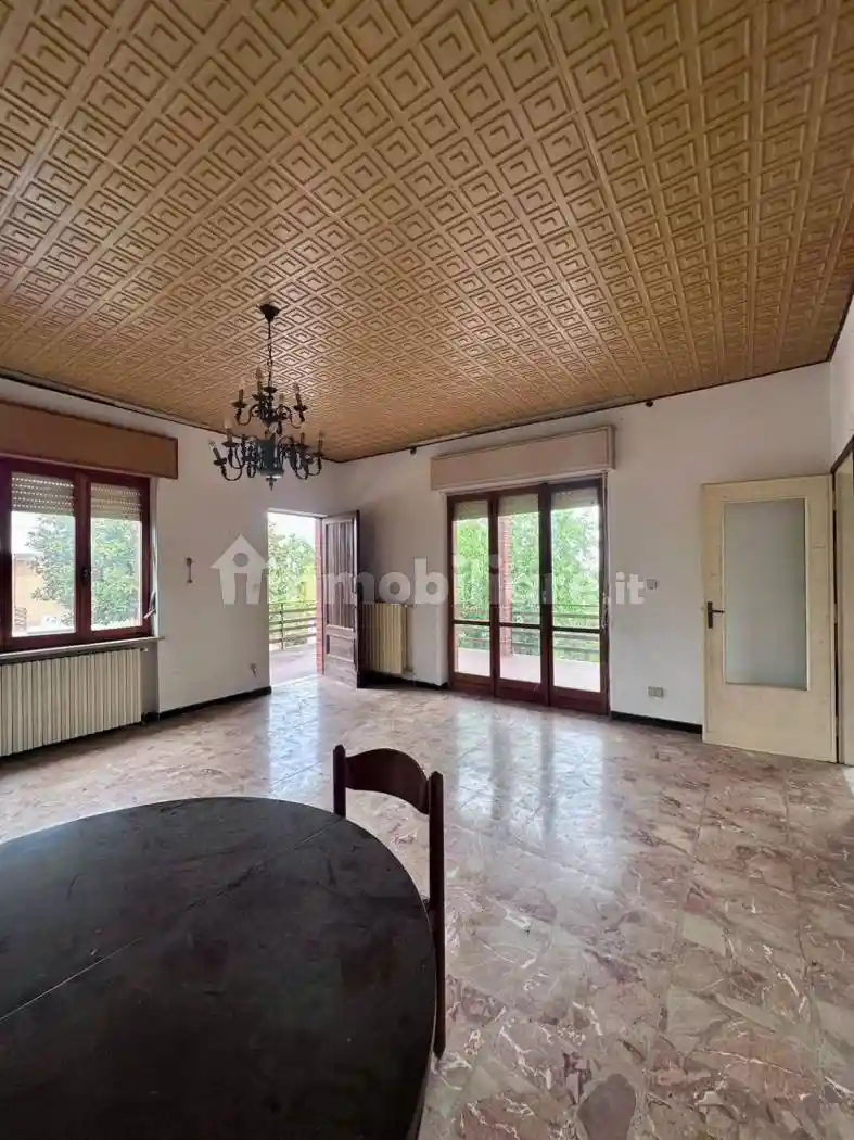 Casa indipendente in vendita a Rocchetta Tanaro