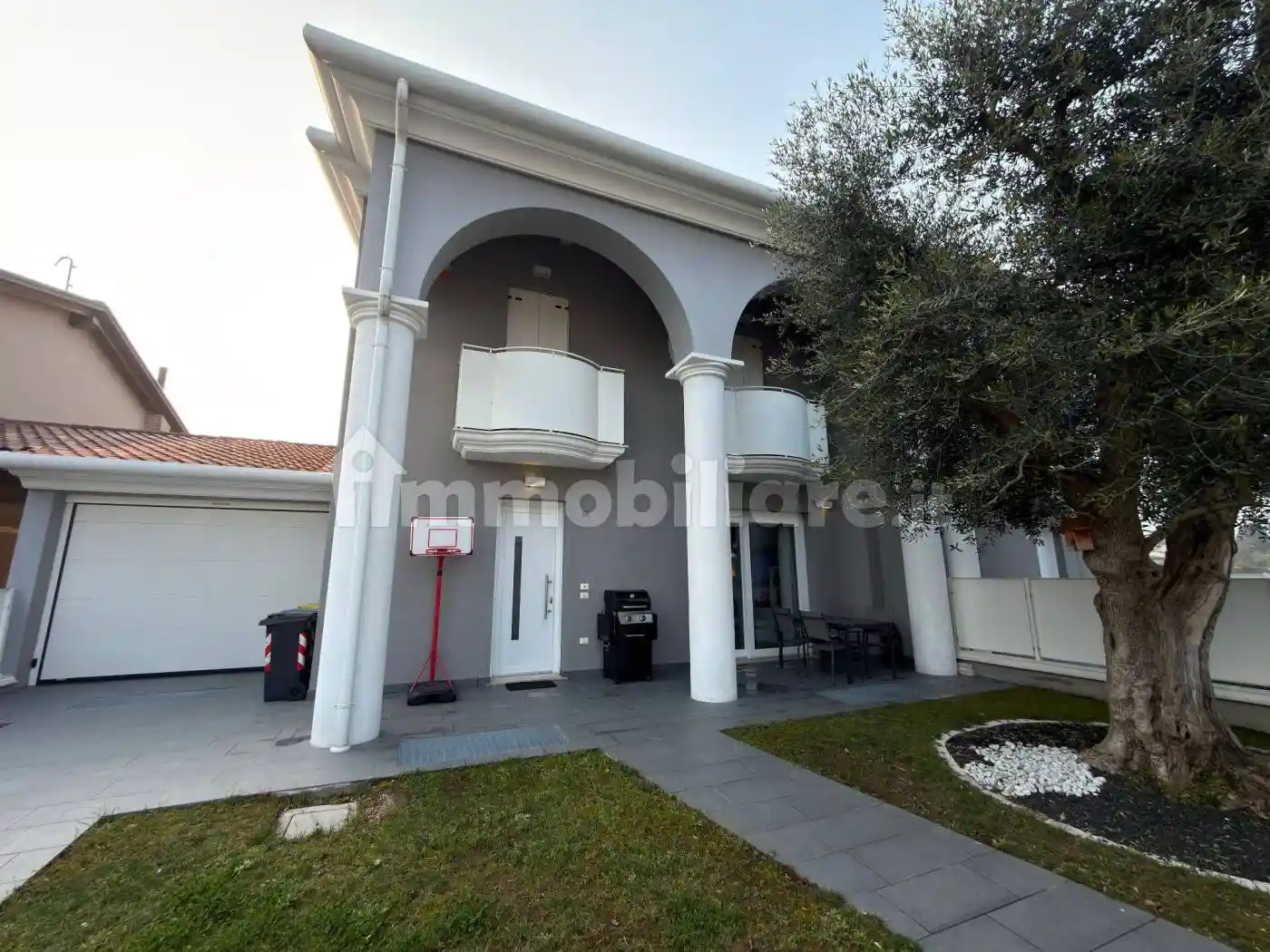 Villa in vendita a Tezze sul Brenta