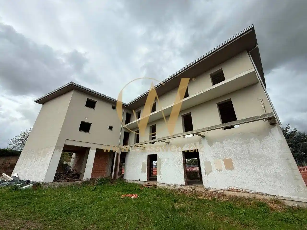 Palazzo - Edificio in affitto a San Nicola la Strada