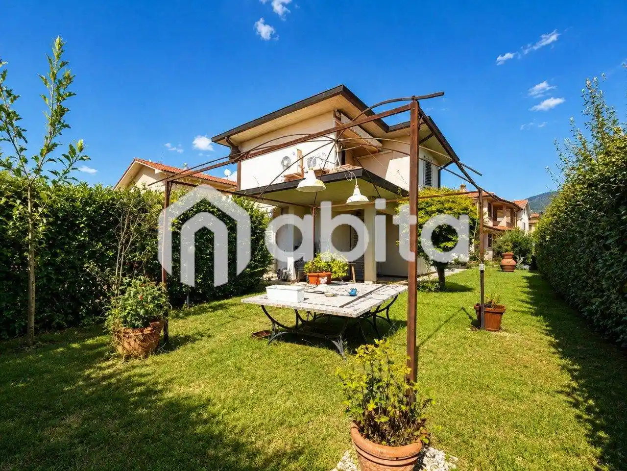 Villa in vendita a Castelfranco Piandisco
