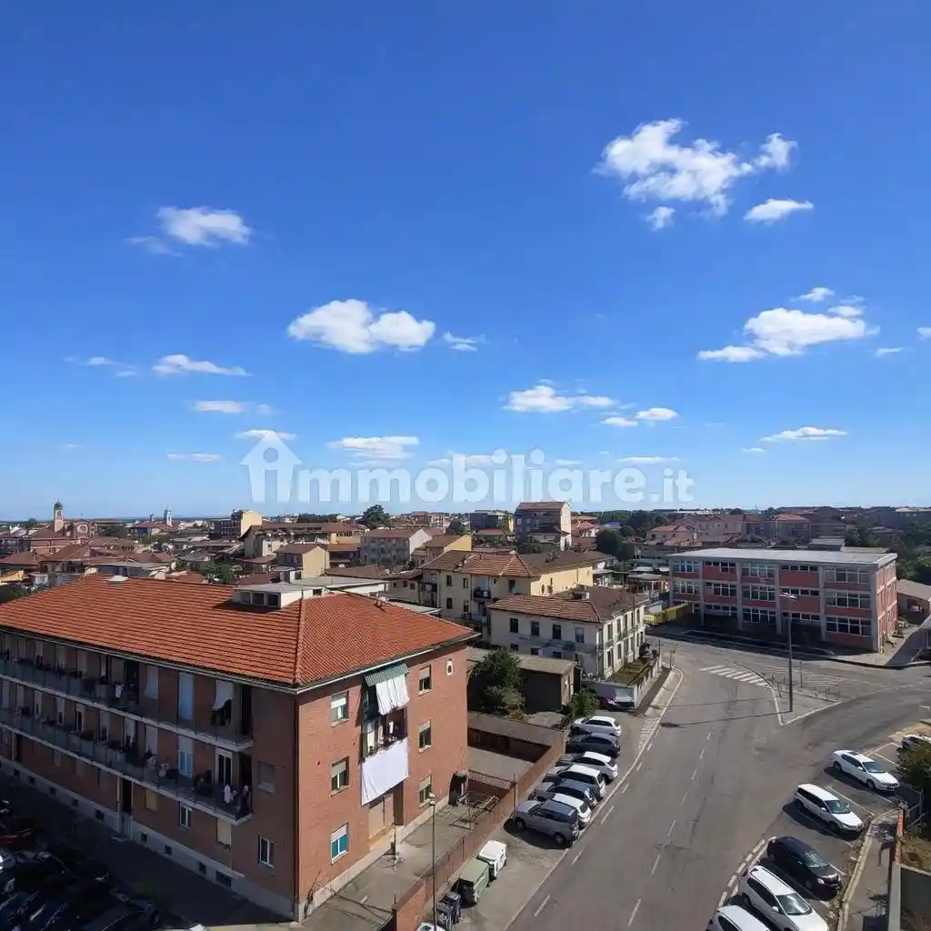 Appartamento in vendita a Orbassano