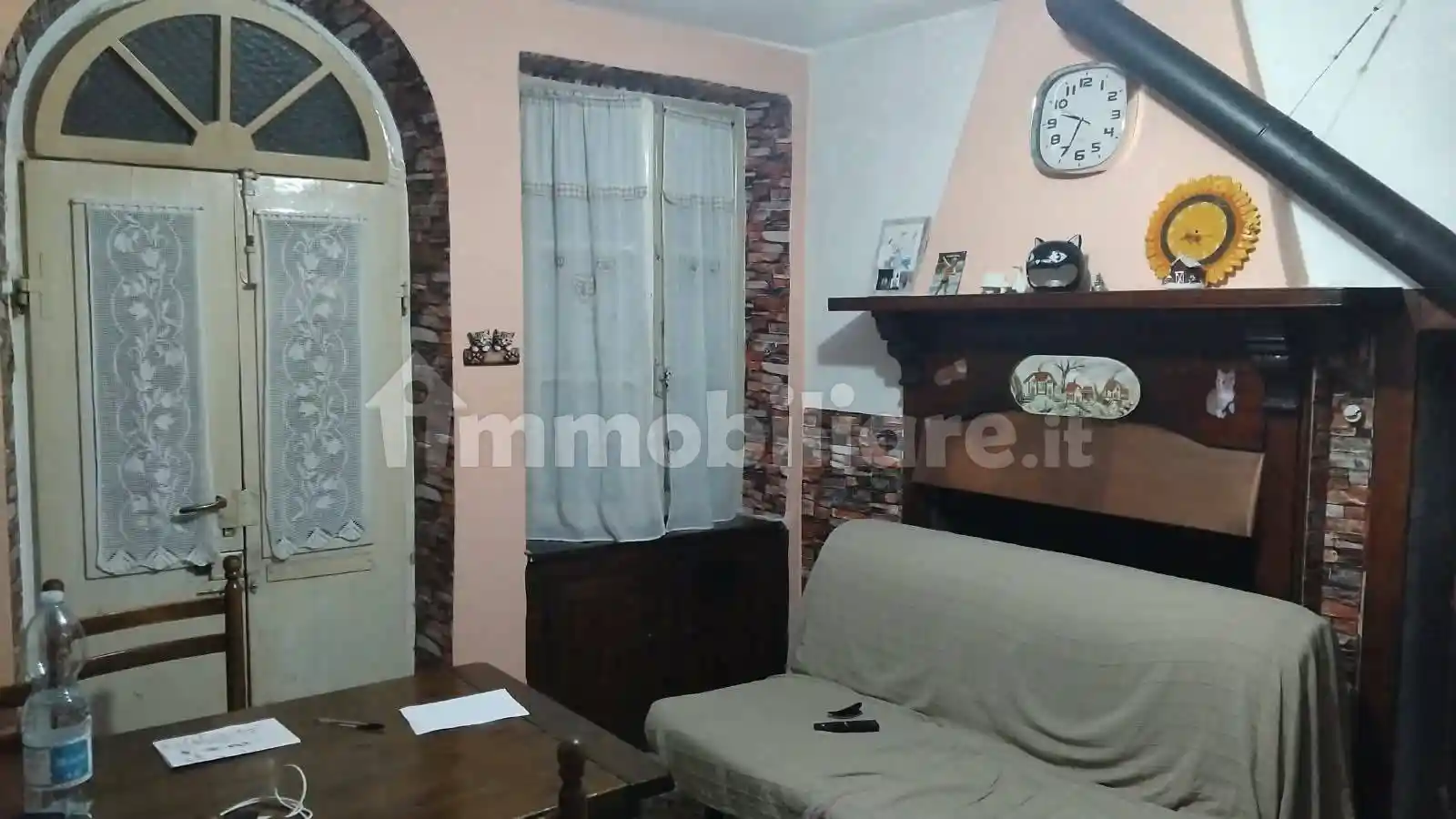Casa indipendente in affitto a Ponna