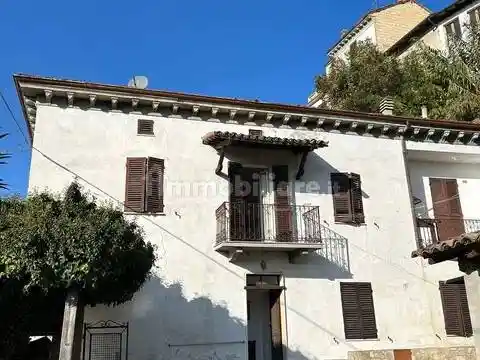 Villa in vendita a Ozzano Monferrato