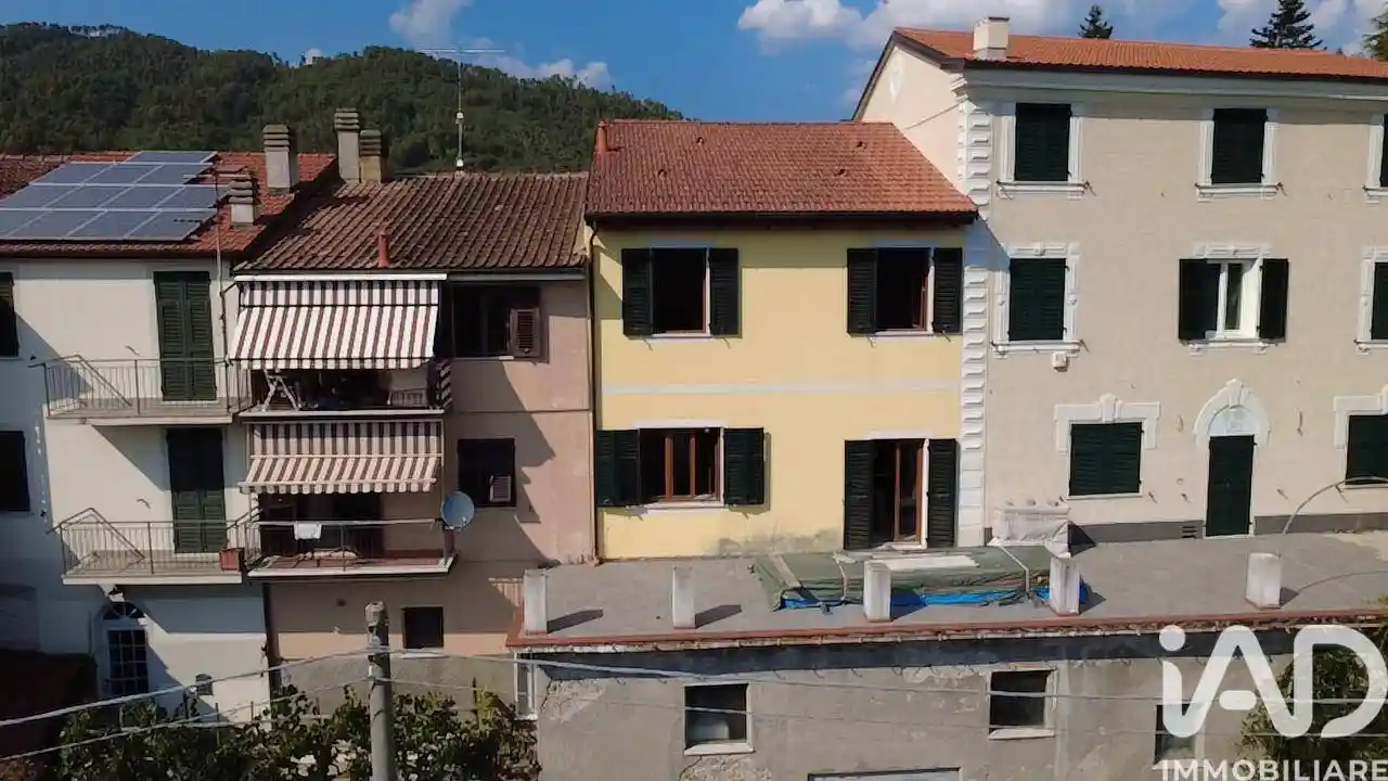 Casa indipendente in vendita a Carro