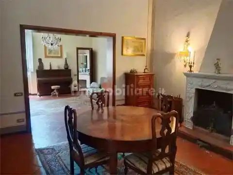 Villa in vendita a Prato