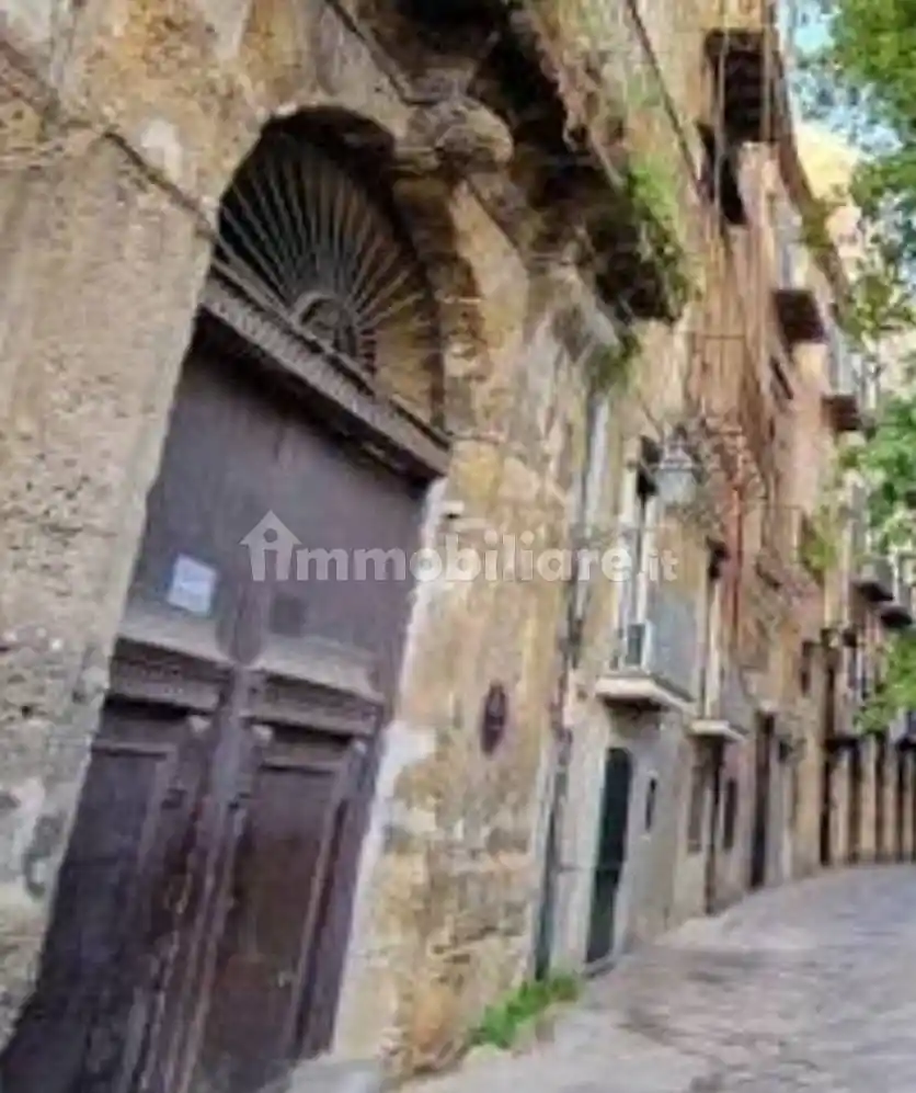 Appartamento in vendita a Palermo