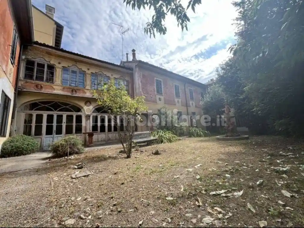 Villa in vendita a Codogno